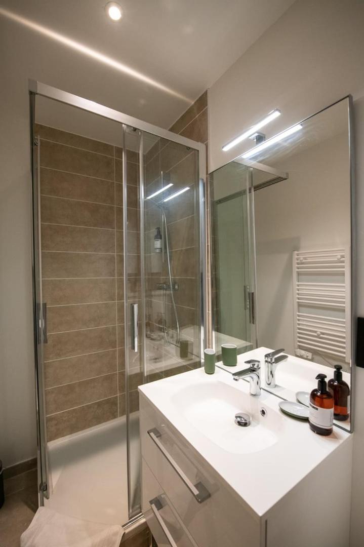 La suite Opéra - RDC - Joli studio refait à neuf Hôtel de Ville Lyon Extérieur photo