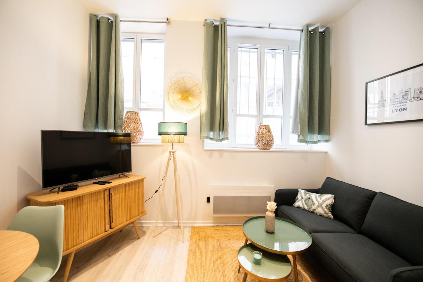 La suite Opéra - RDC - Joli studio refait à neuf Hôtel de Ville Lyon Extérieur photo
